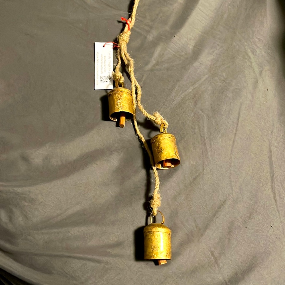 An Honest Room - Alpine Bells from the Winter 2023 Jilly Box!